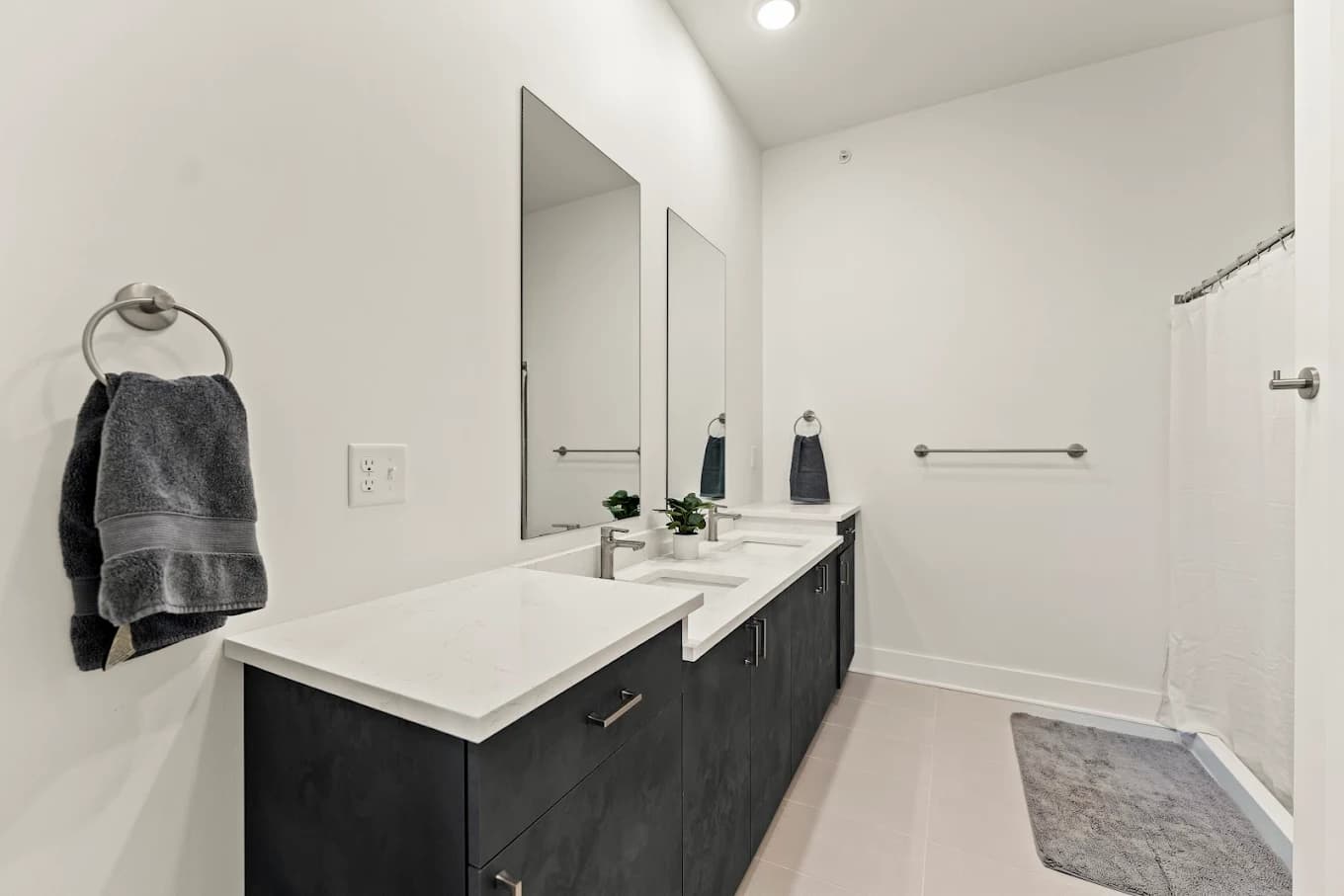 Elements at Saratoga Lake - Image 3